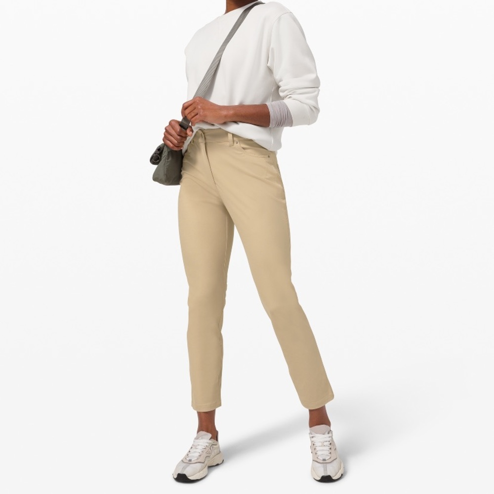 lululemon athletica Beige city Sleek
